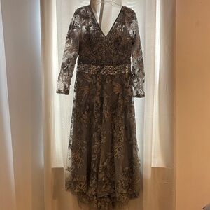 Mac Duggal Long Sleeve Lace Dress in Gray